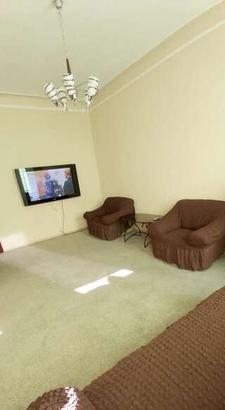 Апартаменты Apartaments on Lermontovskaya 9 Харьков-1